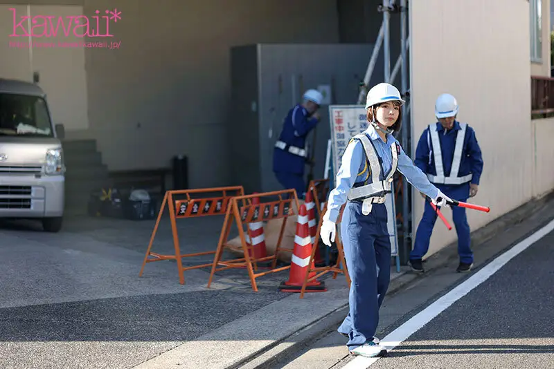 史上最も幼くエッチなAカップ合法ロリ交通警備員 AVデビュー 翔乃そら｜cawd00947