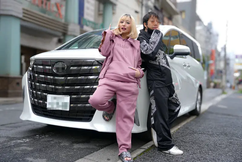 電影シロウト-バズ-｜らんちゅー｜debz014