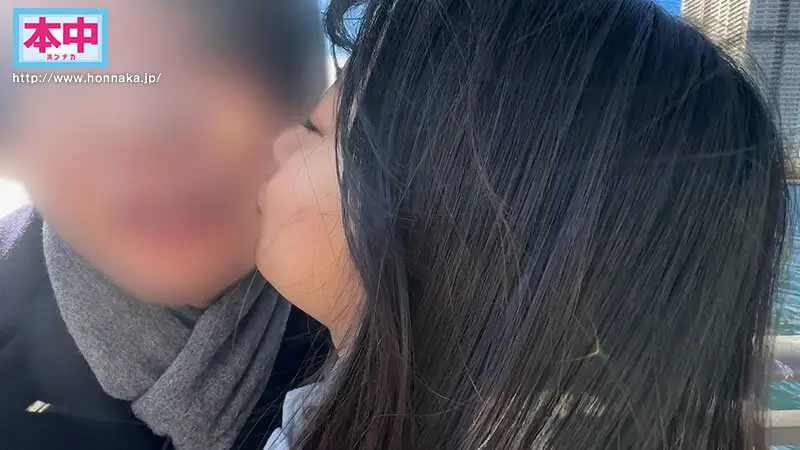 息子と妻が実家に帰省中、息子が通う保育園の可愛いと思っていた小柄な保育士さんをダメ元でデートに誘ったら、初めは断られたけど、次の日にやっぱりOKですと連絡がきて、横浜でデートして、近くのホテルに連れ込んだら、彼女も期待していたのかすごく嬉しそうで… 北岡果林|hmn00706